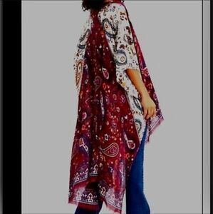 American Eagle Maroon Paisley Duster Lightweight Kimono One Size